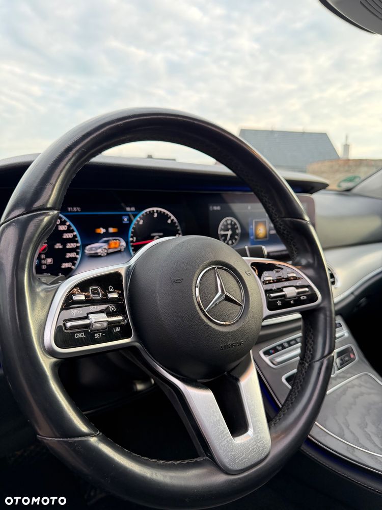 Mercedes-Benz Klasa E 220 d 4Matic 9G-TRONIC Avantgarde - 34