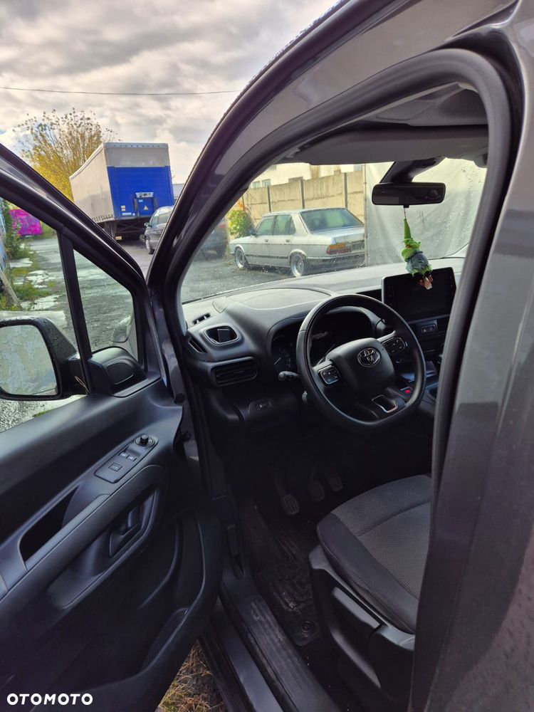 Toyota Proace City 2022 photo 2