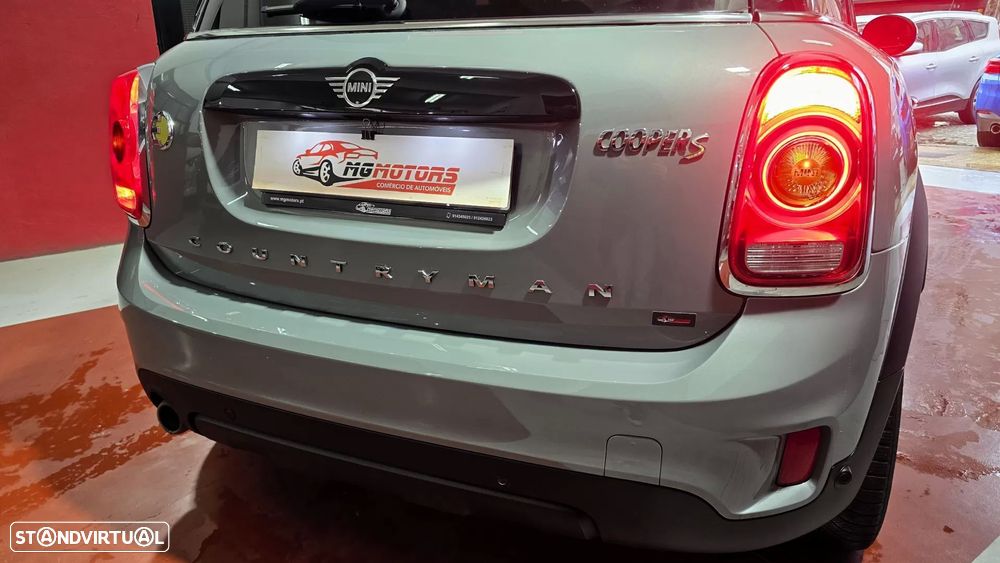 MINI Countryman Cooper SE ALL4 Auto - 7