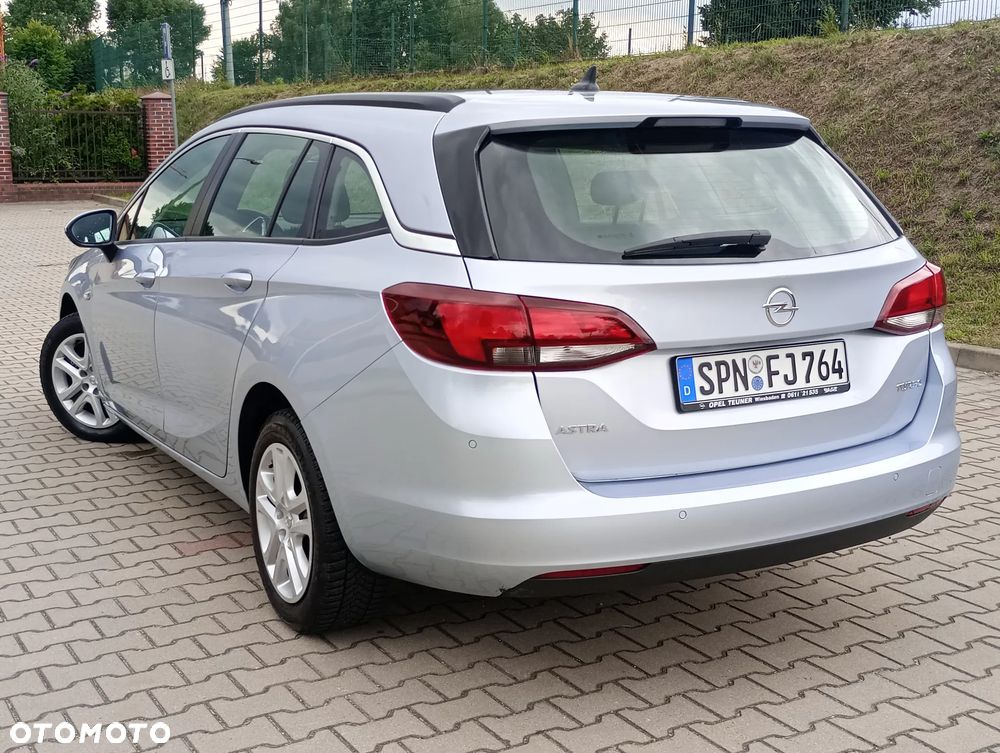 Opel Astra 1.4 Turbo Innovation - 4