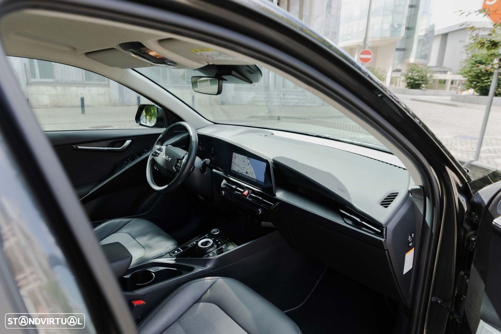 Kia Niro EV 64kWh Drive - 27
