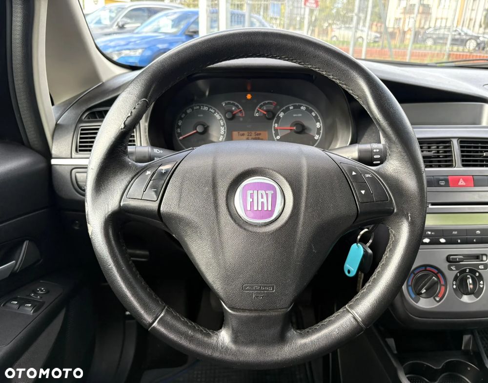 Fiat Linea 1.4 Dynamic Euro5 - 12