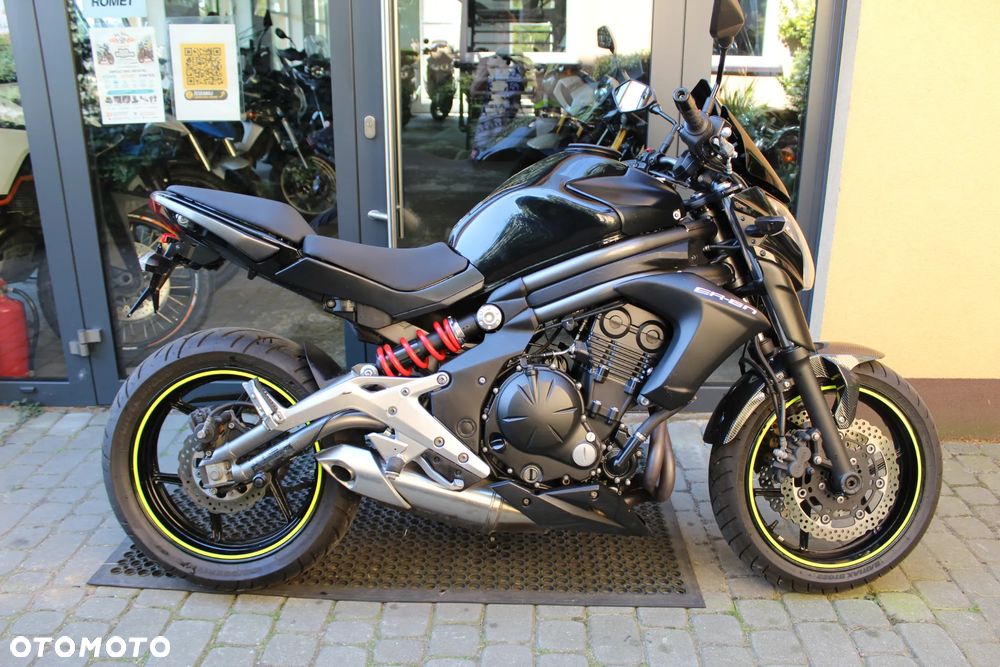 Kawasaki ER - 2