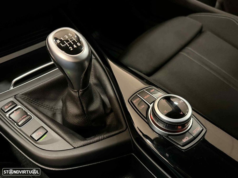 BMW 116 d Line Sport - 23