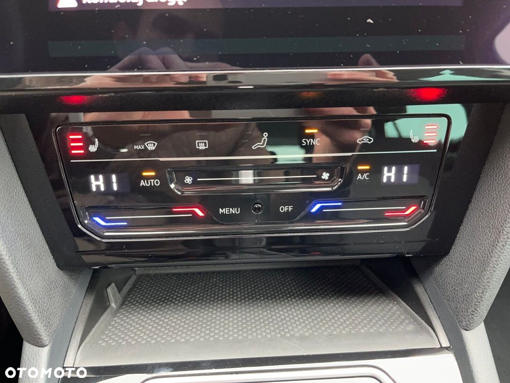 Volkswagen Passat - 24