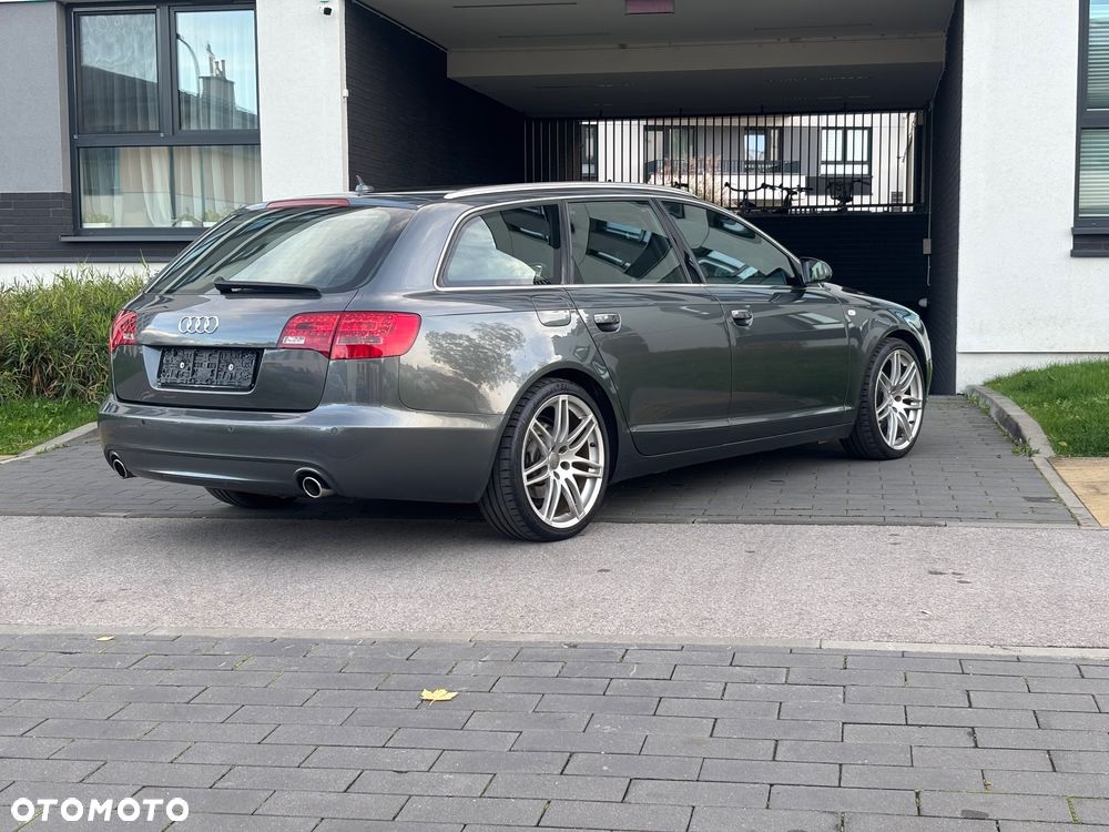 Audi A6 Avant 2.4 - 19