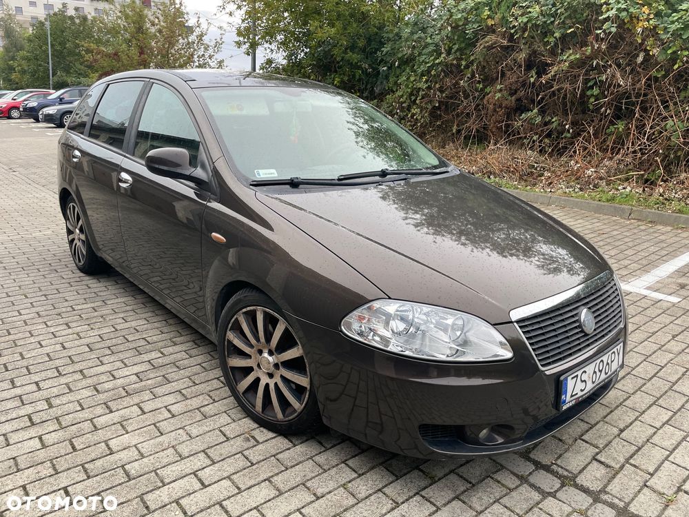 Fiat Croma 2.4 JTD Emotion - 2