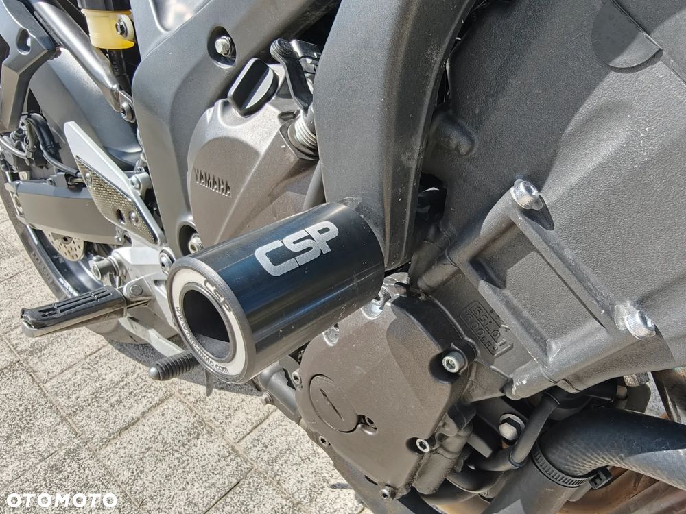 Yamaha FZ6 - 6