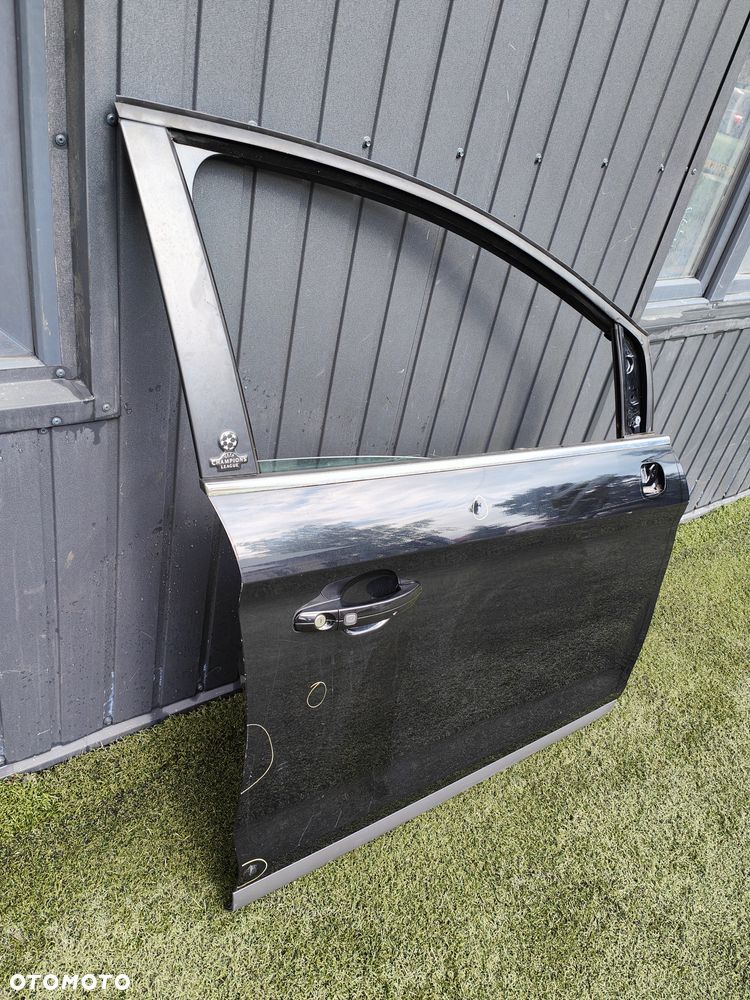 DRZWI PRAWY PRZÓD FORD KUGA MK1 08-10R . - 2