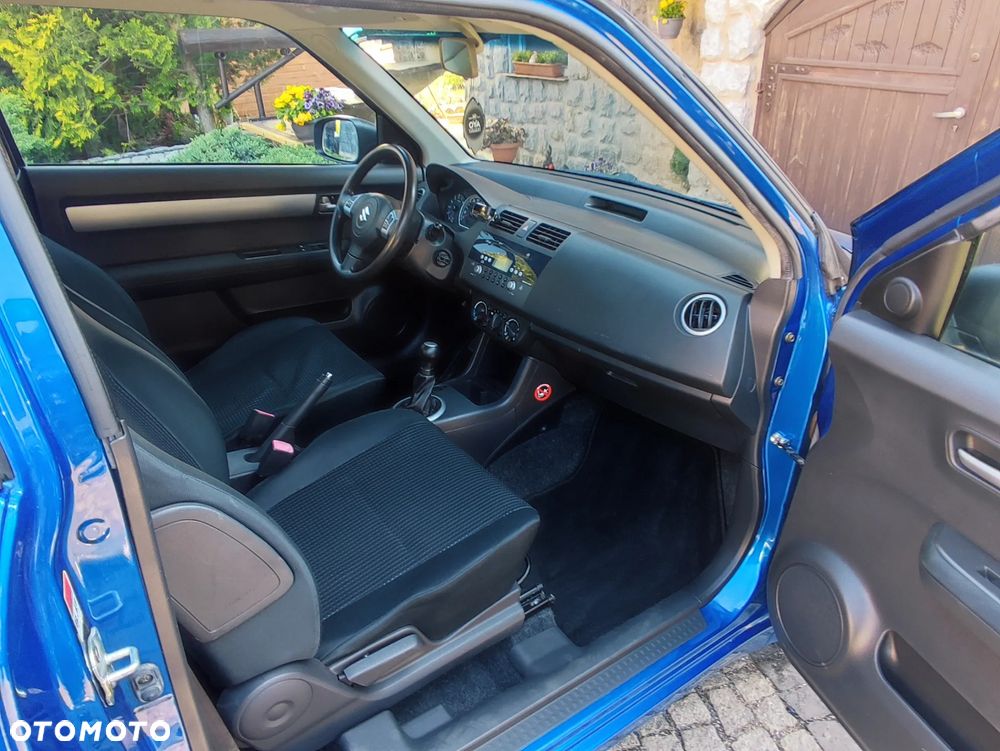 Suzuki Swift 1.5 Comfort+ - 16