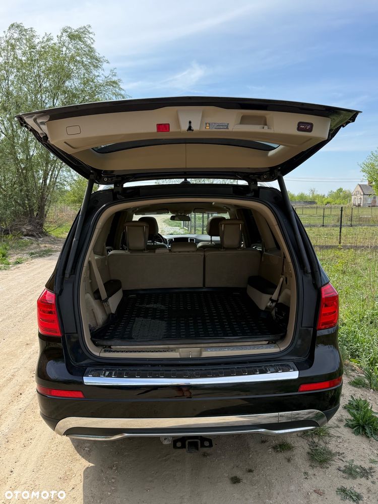 Mercedes-Benz GL - 6