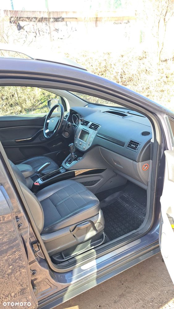 Ford Kuga 2.0 TDCi 4x4 Titanium - 12