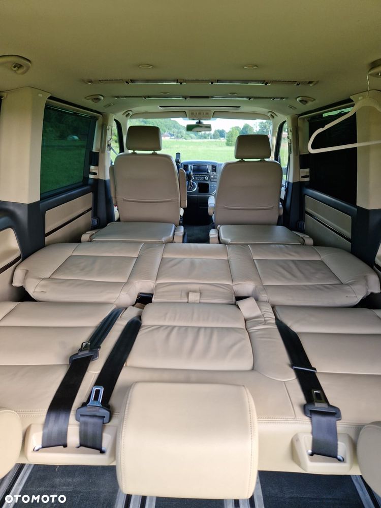 Volkswagen Multivan - 23