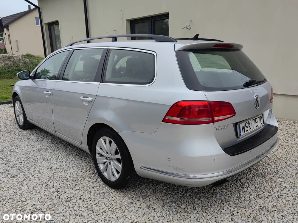 Volkswagen Passat 2.0 TDI Highline R-Style - 7