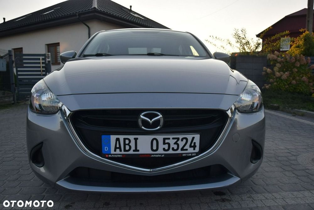 Mazda 2 2016 photo 5