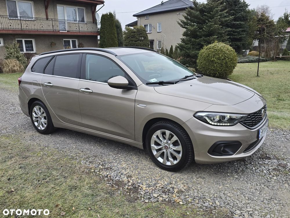 Fiat Tipo 1.4 16v Lounge EU6d - 4