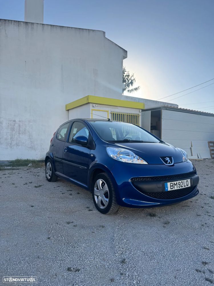 Peugeot 107 70 Filou - 2