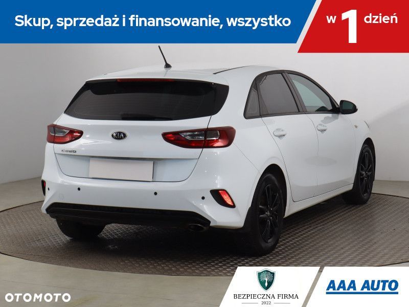Kia Ceed - 7