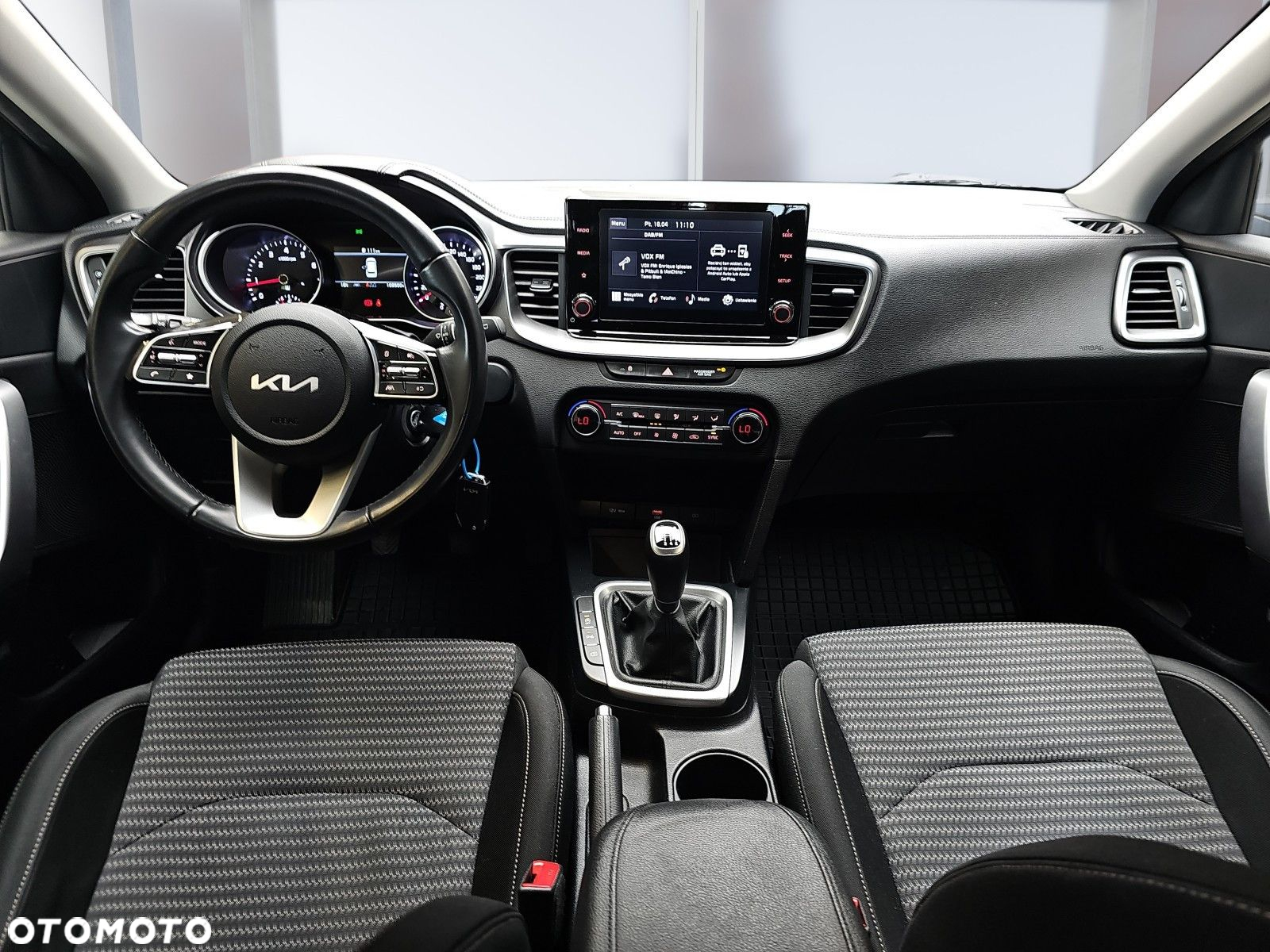 Kia Ceed 1.5 T-GDI M - 12