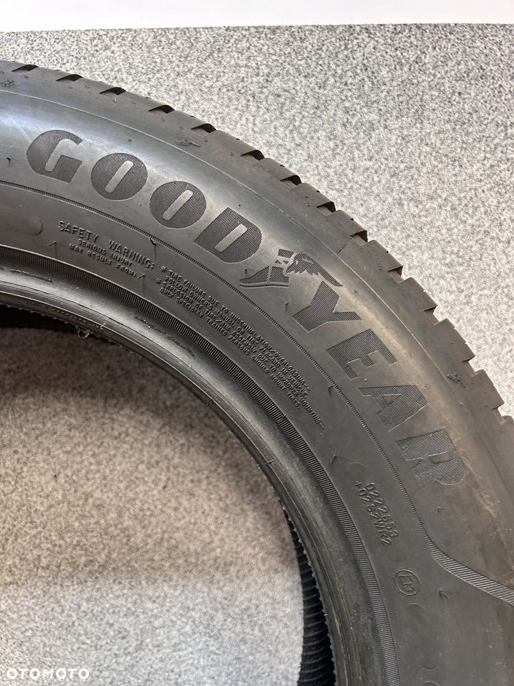 2 opony całoroczne Goodyear 215/60/17 100V Vector 4-Seasons GEN-3 SUV - 9