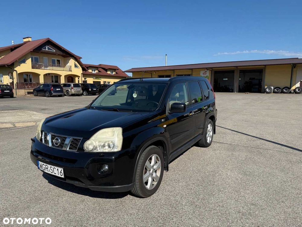 Nissan X-Trail - 1