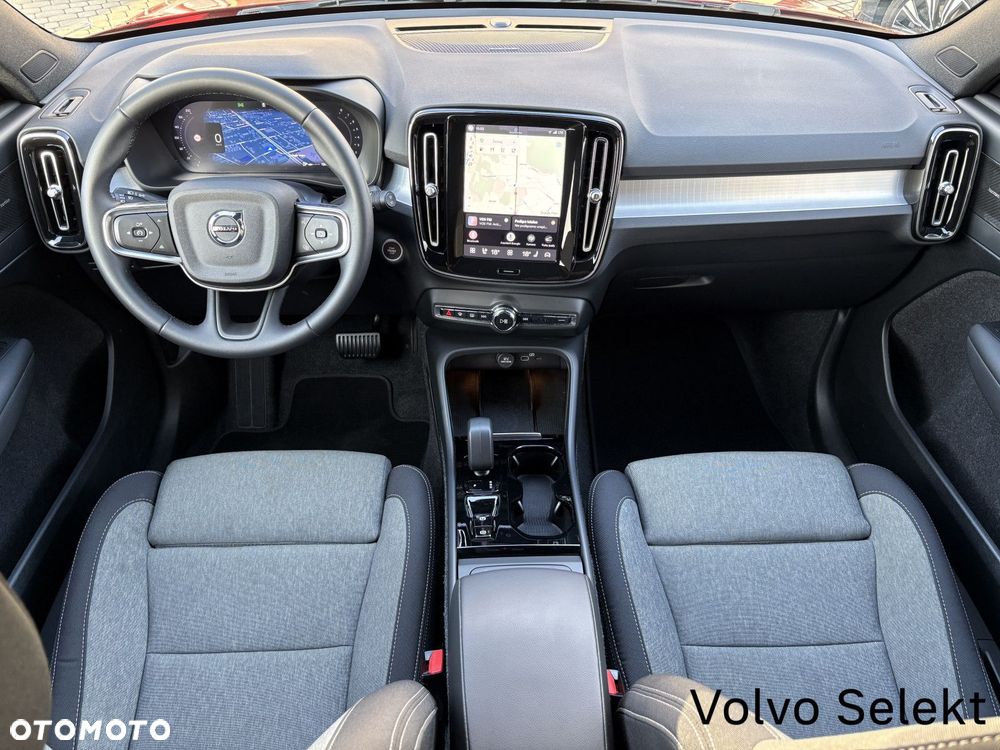 Volvo XC 40 2024