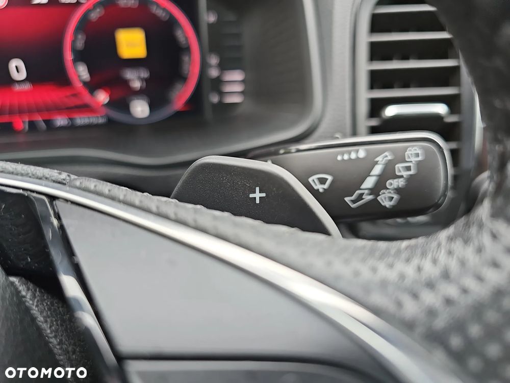 Skoda Karoq 1.5 TSI ACT Sportline DSG - 26