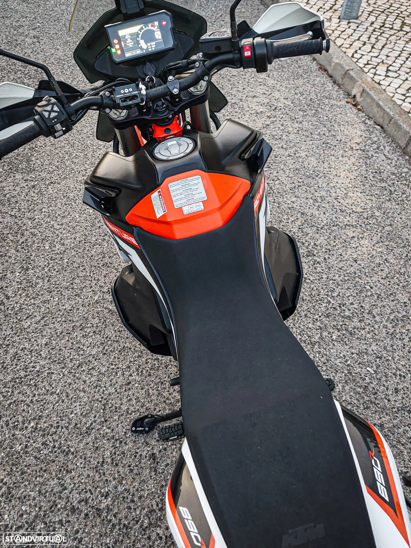 KTM 890 Adventure R - 8