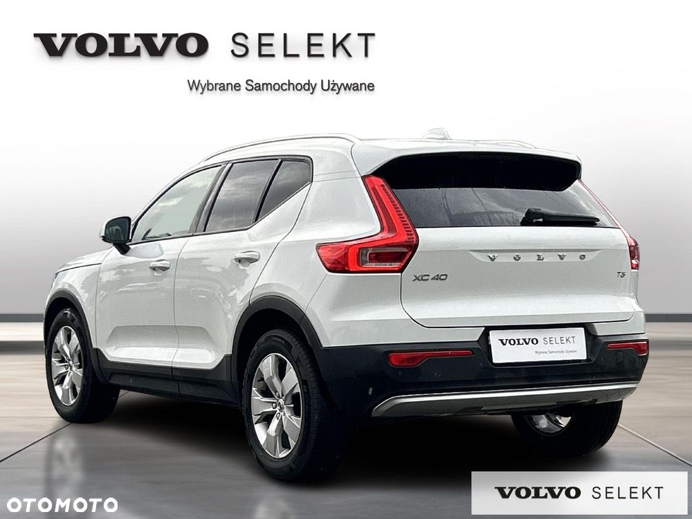 Volvo XC 40 - 4