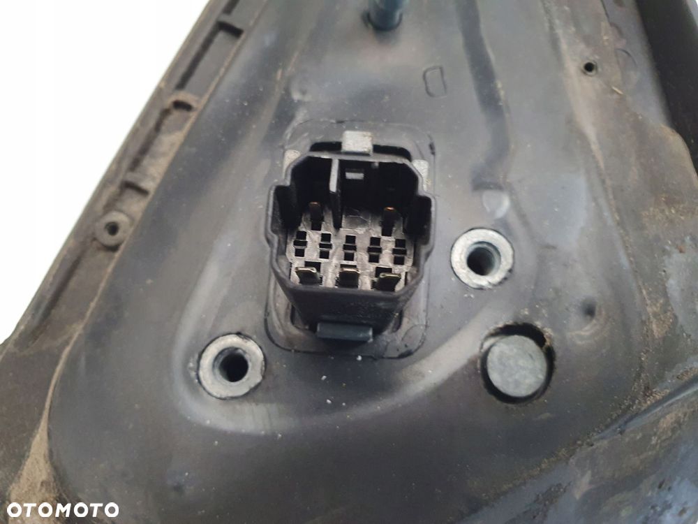 LUSTERKO Saab 95 9-5 I 97-01r _ PRAWE PASAŻERA 5 Pin kabli EUROPA - 4