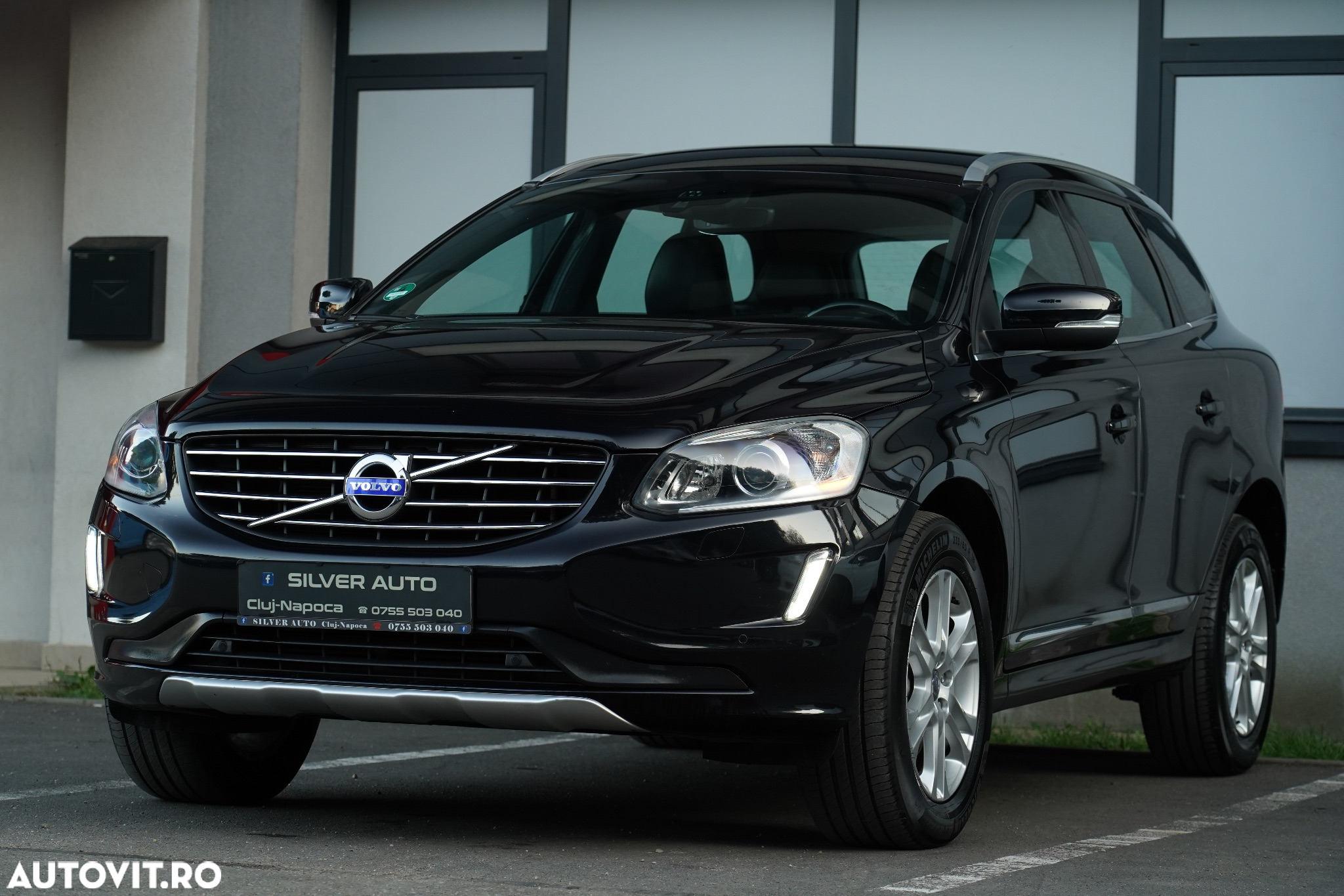 Volvo XC 60 D5 AWD Aut. Summum - 18