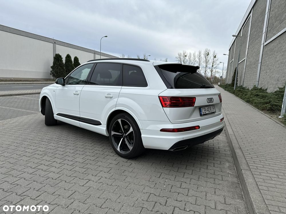 Audi Q7 - 3