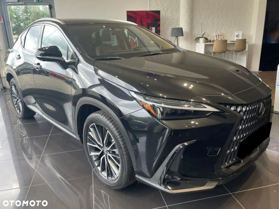 Lexus NX 350h Omotenashi AWD - 4