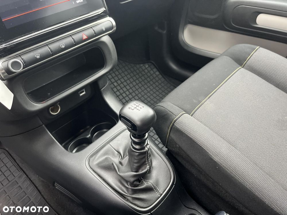 Citroën C3 1.2 PureTech Shine - 17