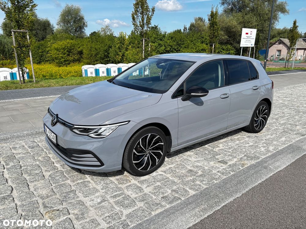 Volkswagen Golf 1.0 eTSI Life DSG - 1