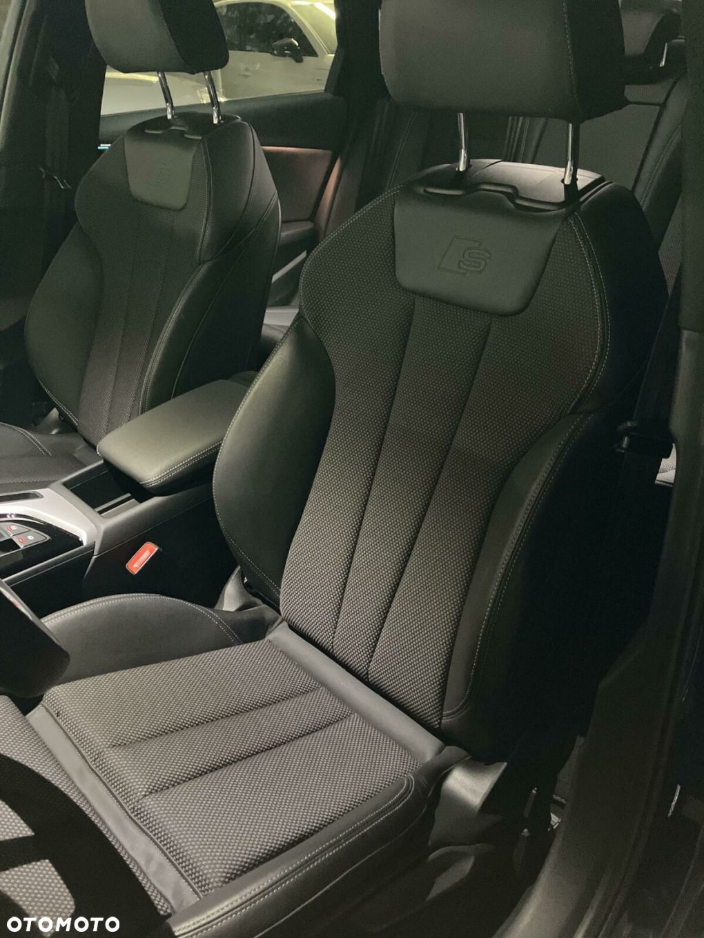 Audi A4 - 12