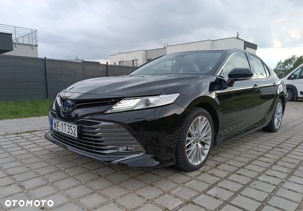 Toyota Camry 2.5 Hybrid Executive CVT