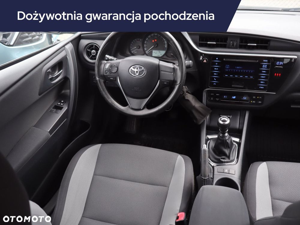Toyota Auris - 9