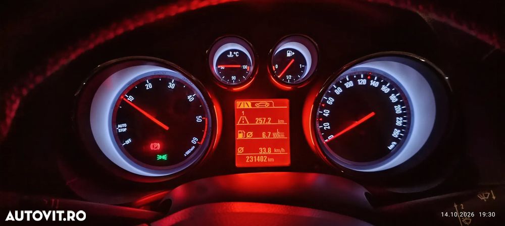 Opel Insignia 2.0 CDTI ECOFLEX Cosmo - 7