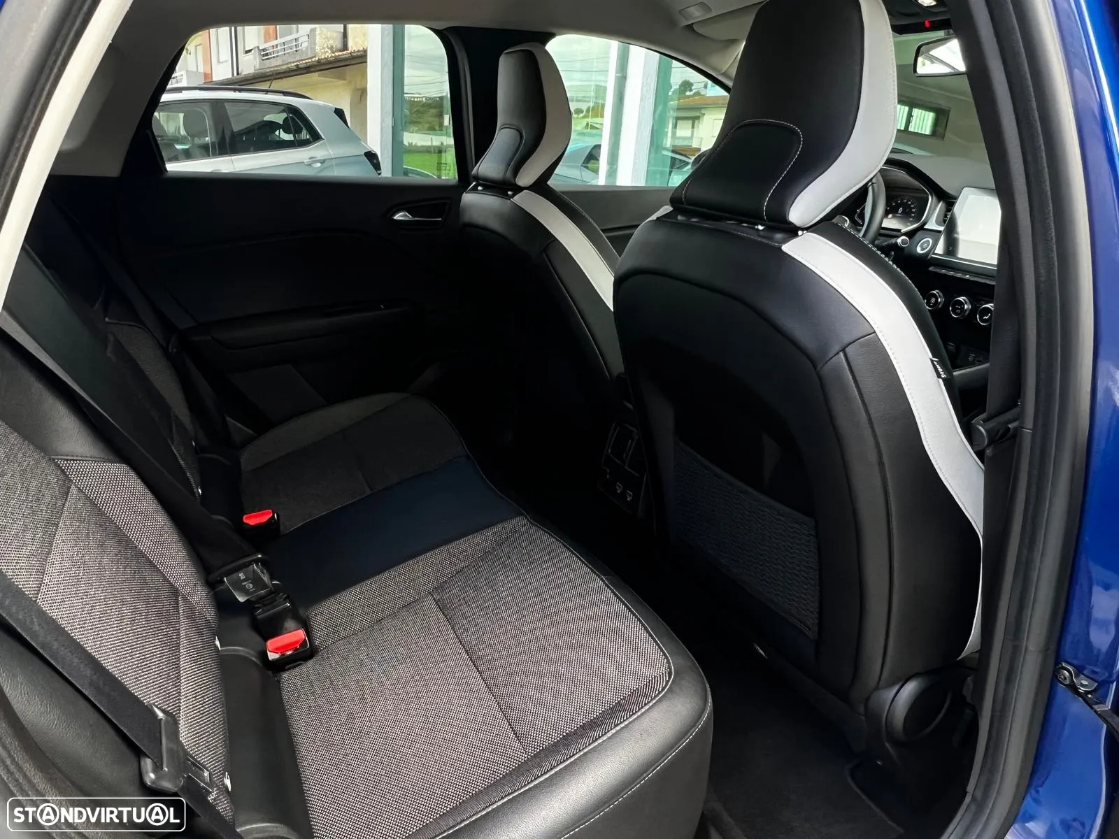 Renault Captur 1.0 TCe Exclusive - 15