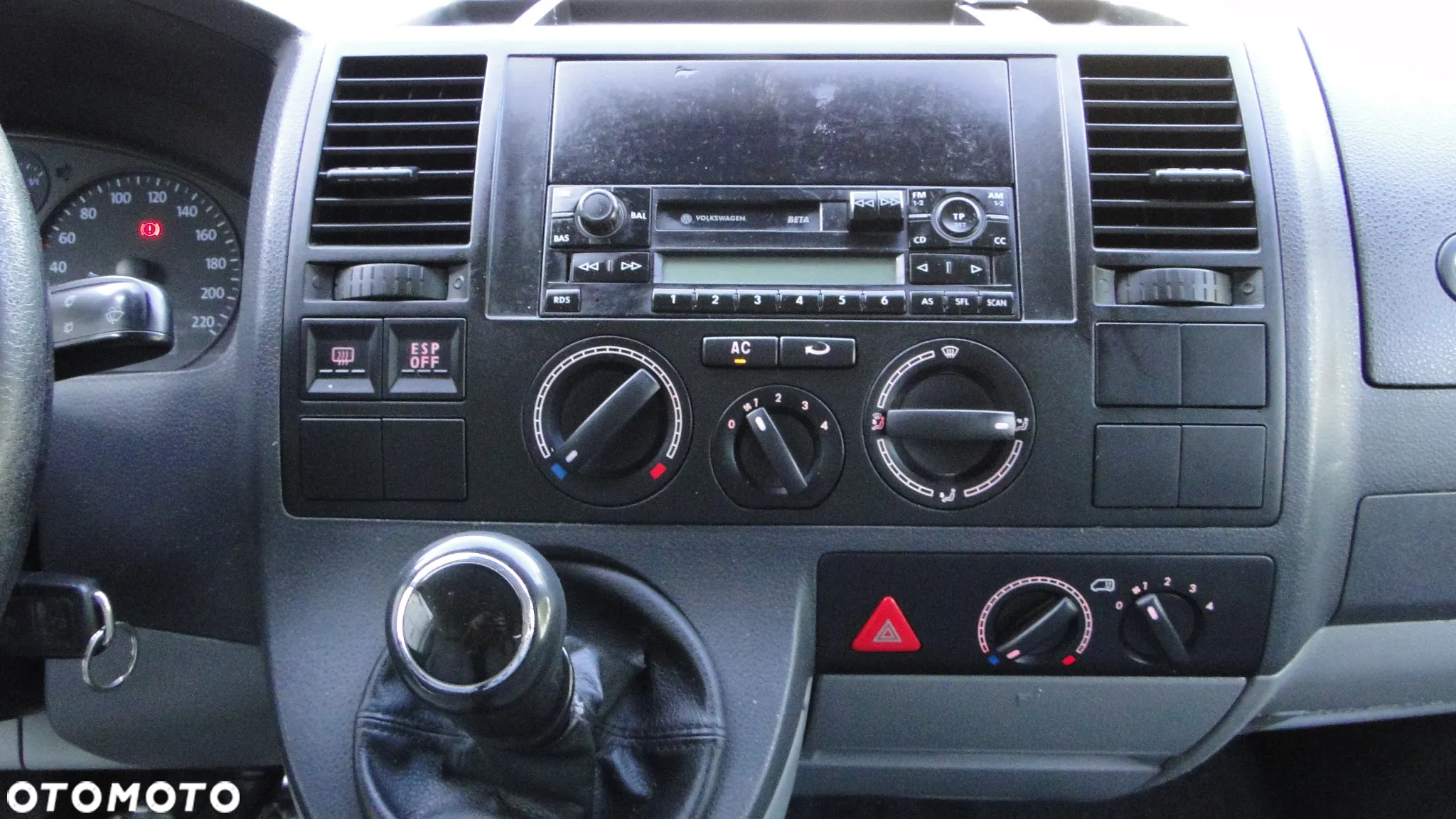 Volkswagen Transporter Caravelle Kurz Comfortline - 14