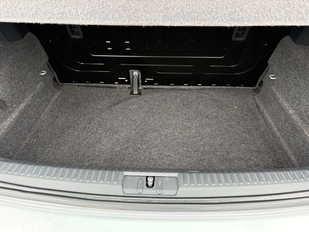Volkswagen Polo 1.2 Life - 10