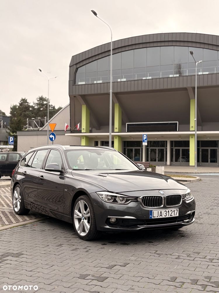 BMW Seria 3 320d Luxury Line - 1