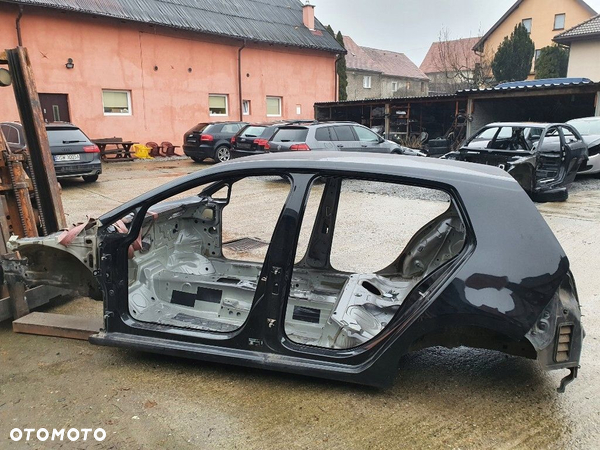 GOLF VII 2016 5 drzwi CZARNY LO41 L041 BŁOTNIK TYŁ ĆWIARTKA SŁUPEK PRÓG