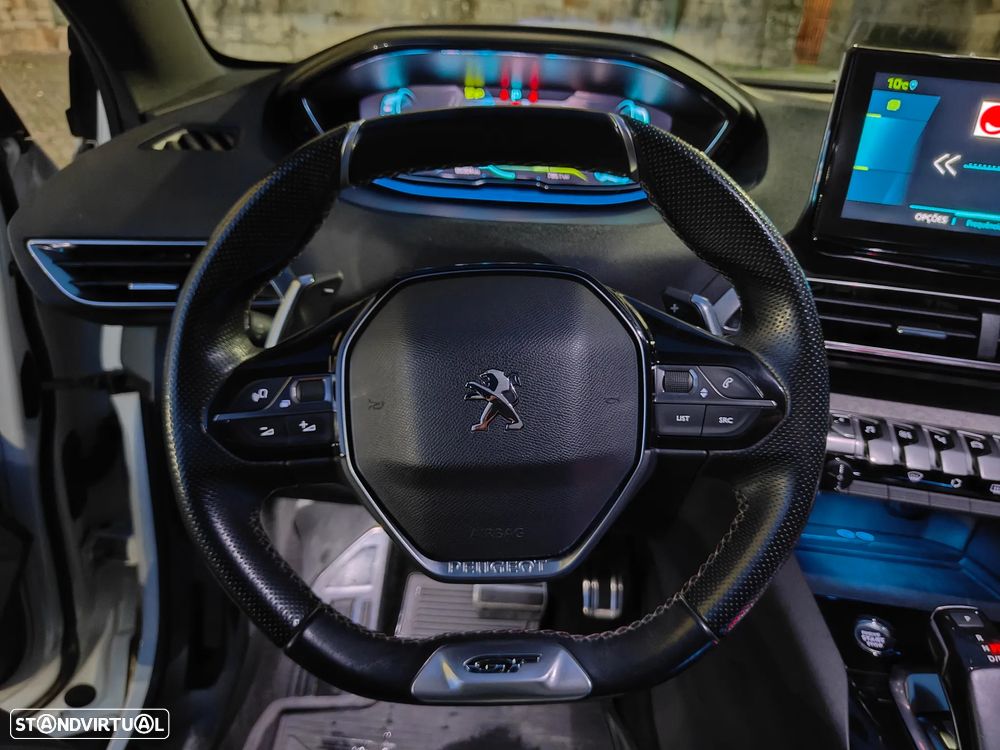 Peugeot 3008 1.6 Hybrid4 GT Line e-EAT8 - 22