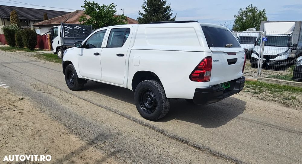 Toyota Hilux 4x4 Double Cab M/T Comfort - 6