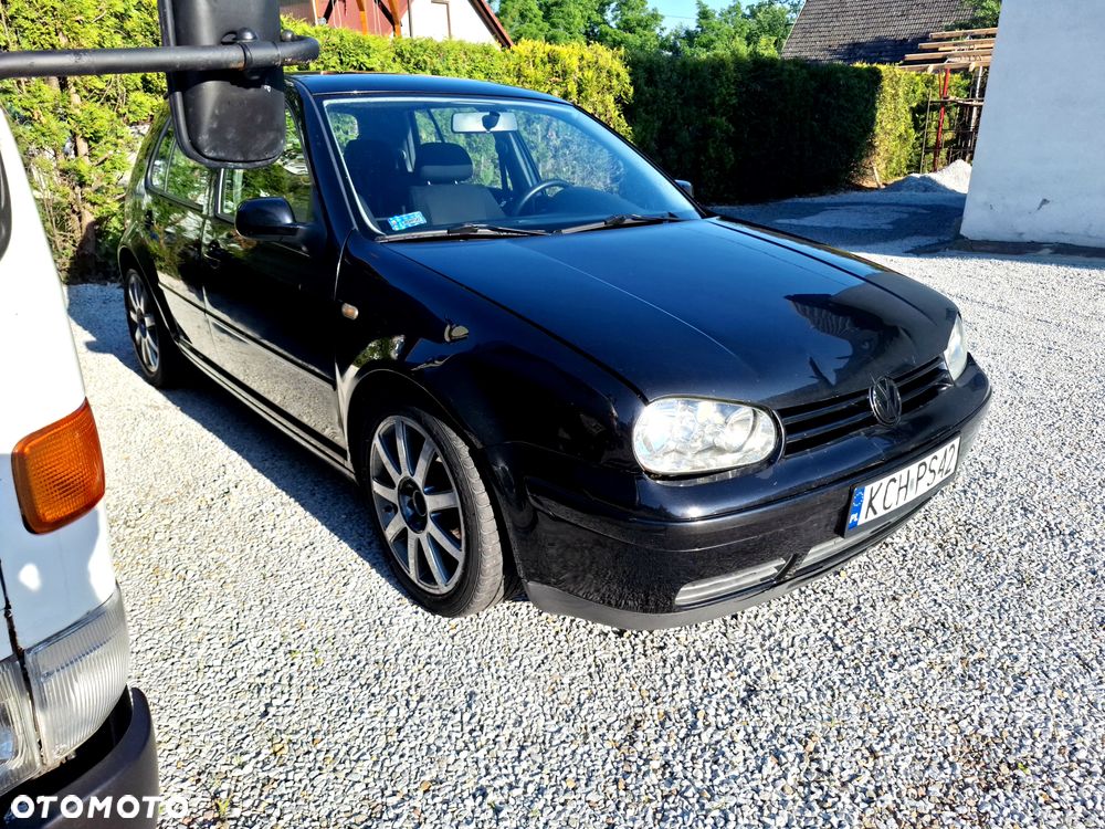 Volkswagen Golf - 8