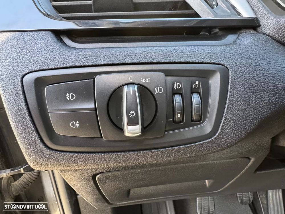 BMW X1 18 d sDrive Line Sport - 22