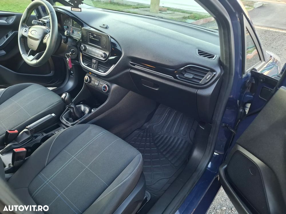 Ford Fiesta - 8