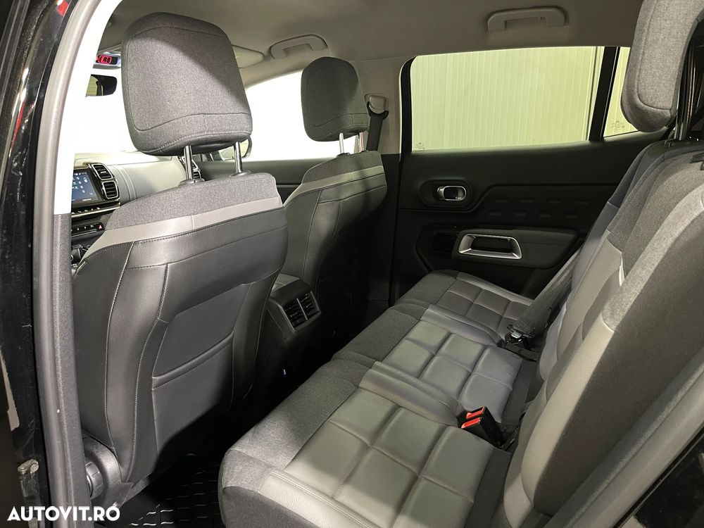 Citroën C5 Aircross 1.6 FWD 225 EAT8 Shine - 11